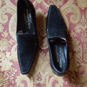 Donald Pliner Suede Pump